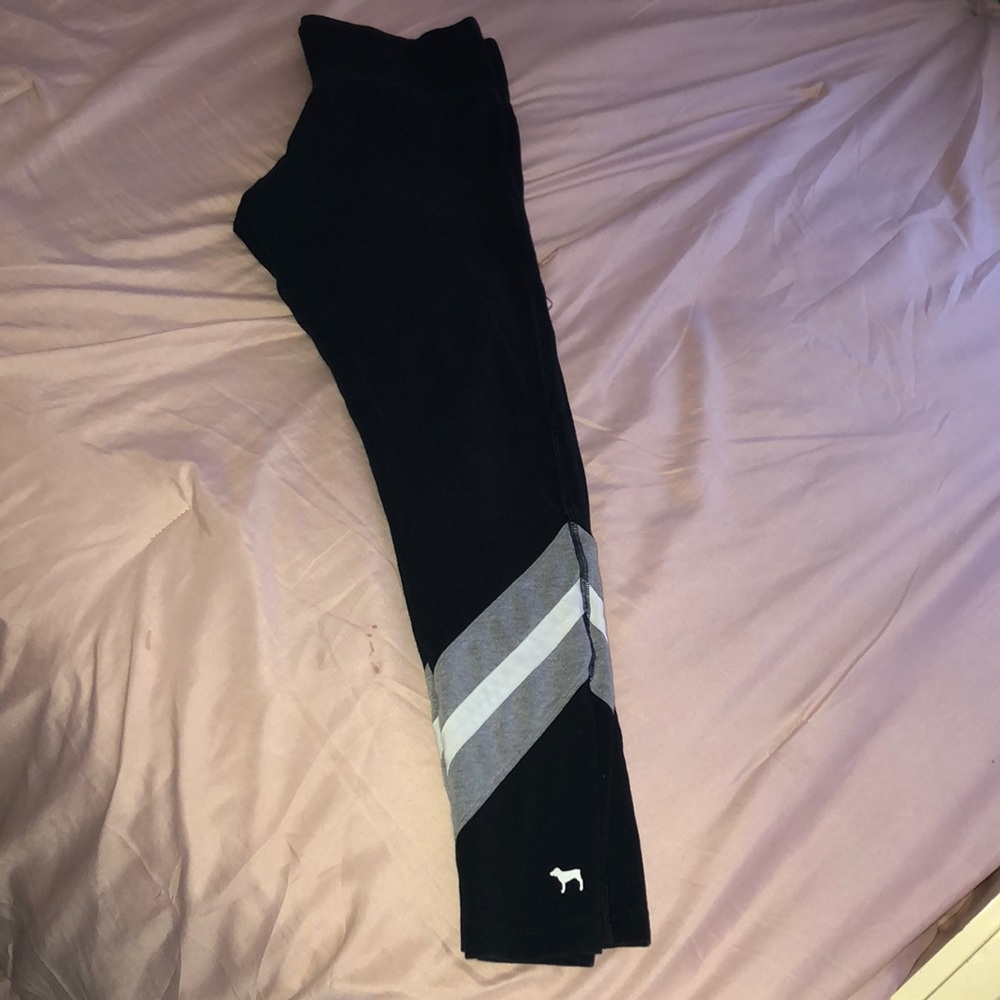 Pink yoga leggings